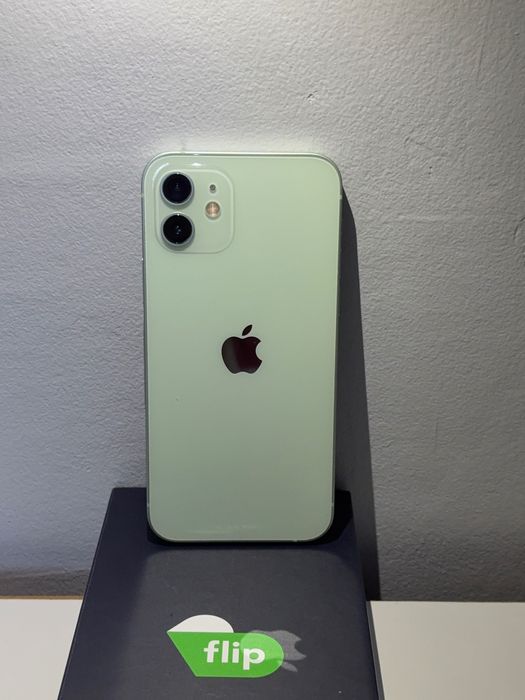 iPhone 12 зелен 64gb