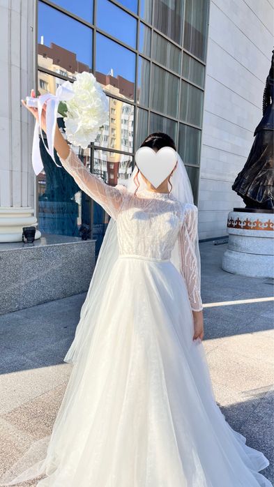 Свадебное платье