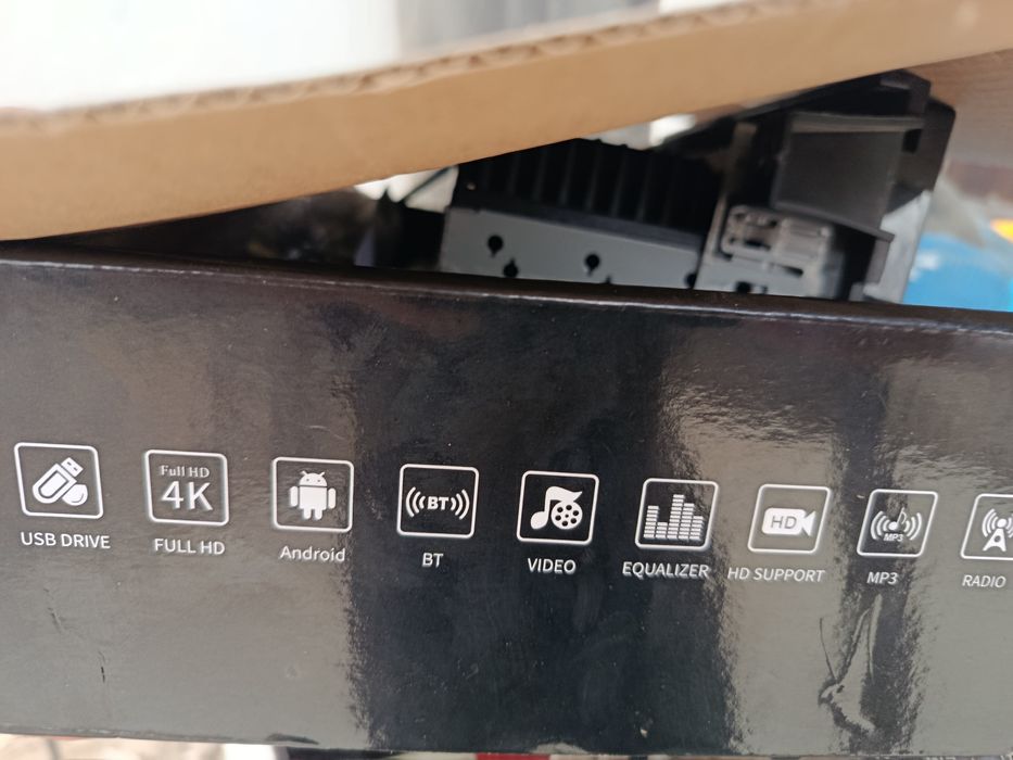 Магнитола янги сотилади