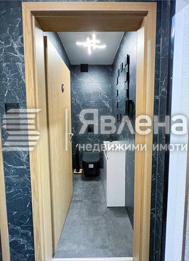 Продава се Офис в София, Лозенец - 303 кв.м за 3480 €/кв.м - Снимка #8