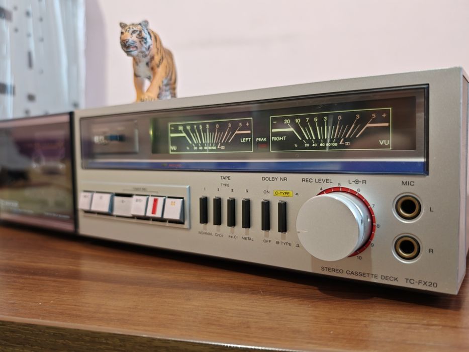 Sony TC-FX20. O frumusețe Hi-Fi. Rar. Tape deck superb. Preț fix !