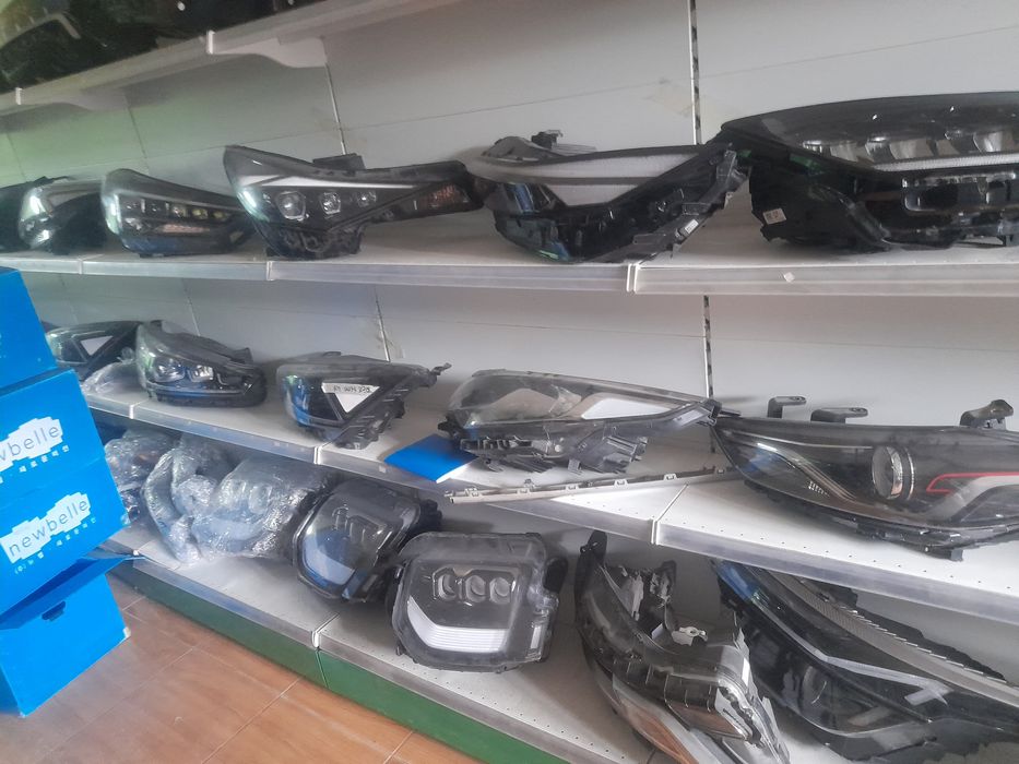 Оригинал запчасть стопы фара