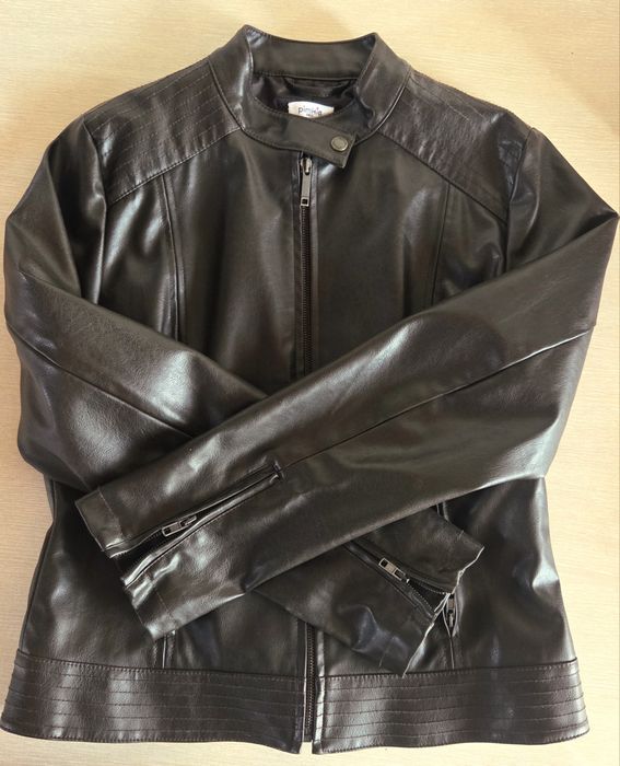 Кожено яке тъмно кафяво М размер чисто ново