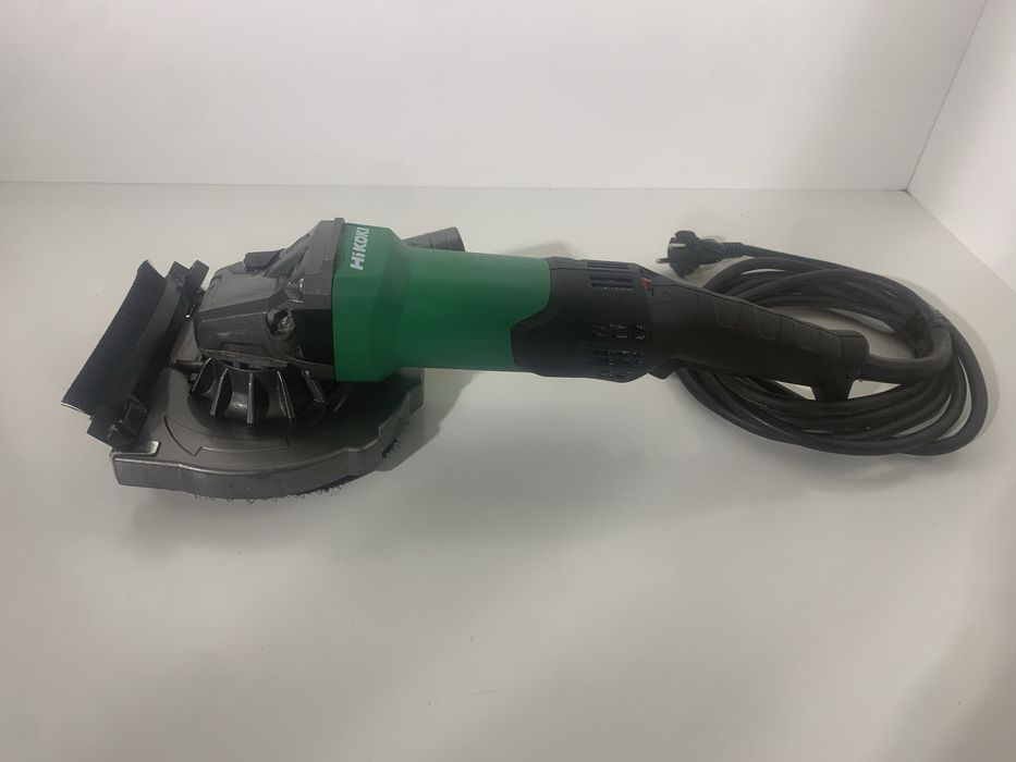 Hikoki slefuitor de beton