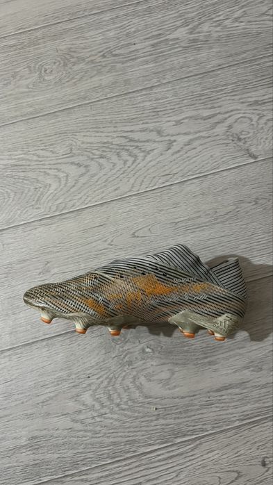 Бутсы Adidas Nemeziz.1 FG