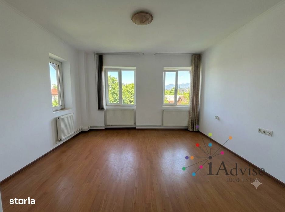 Apartament 2 camere - Centru Civic - 52mp - Boxa la subsol plus loc de