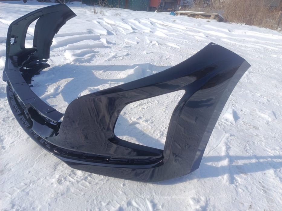 Продам бампер hongqi E-GM5