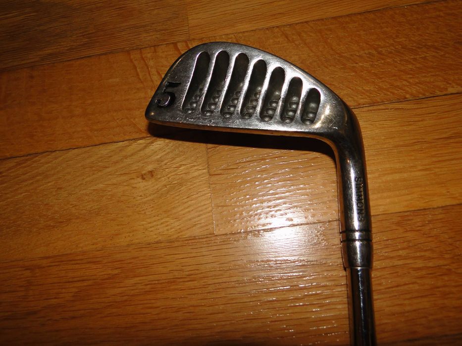 Стик за голф номер 5