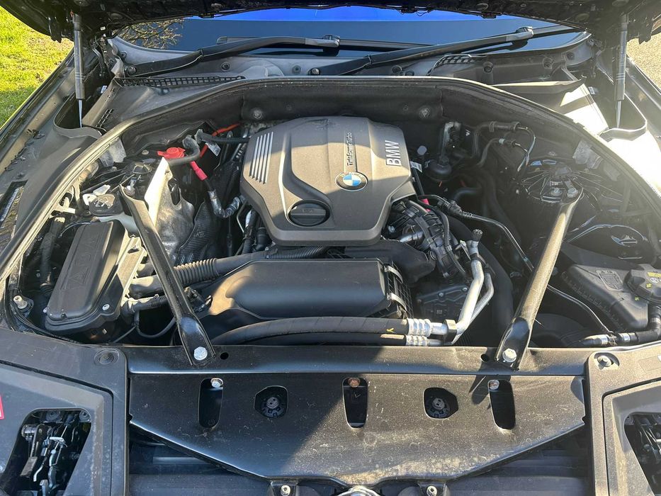 BMW 5  520D luxary 2015