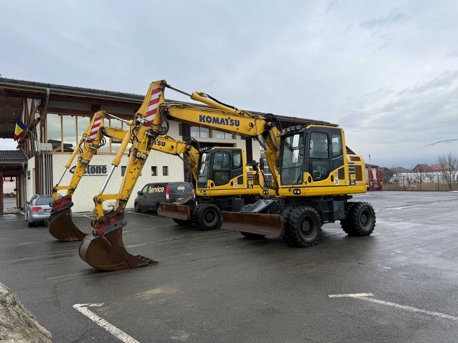 Excavator pe pneuri Komatsu PW148-10 2017