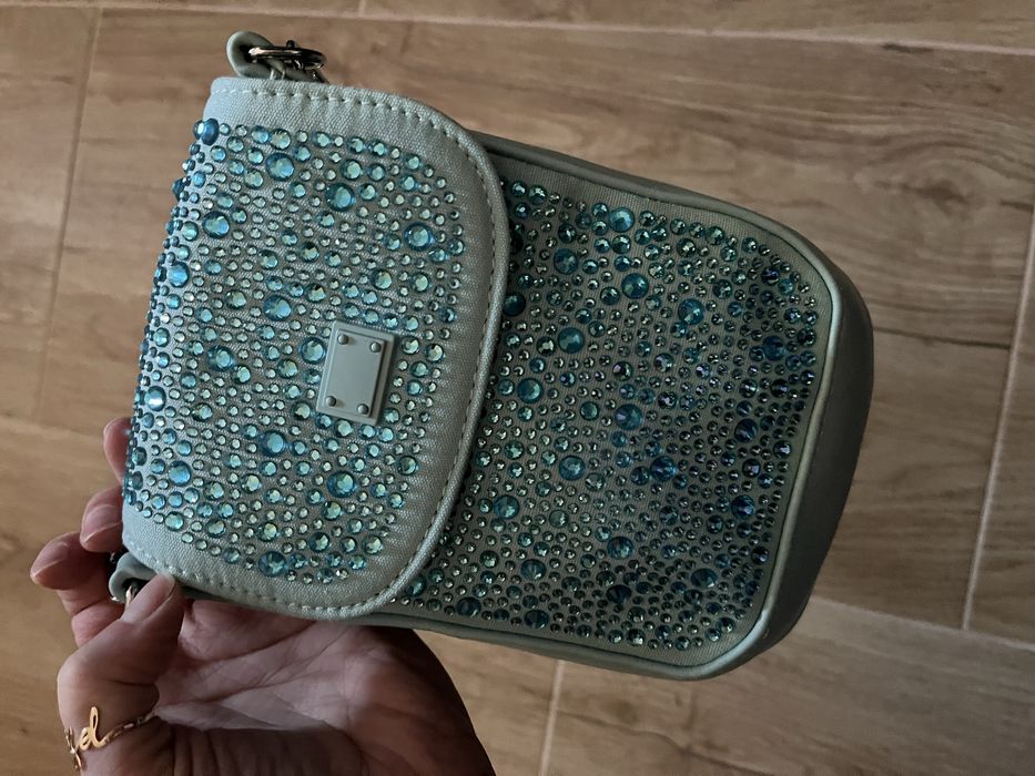 Новая чанта за телефон