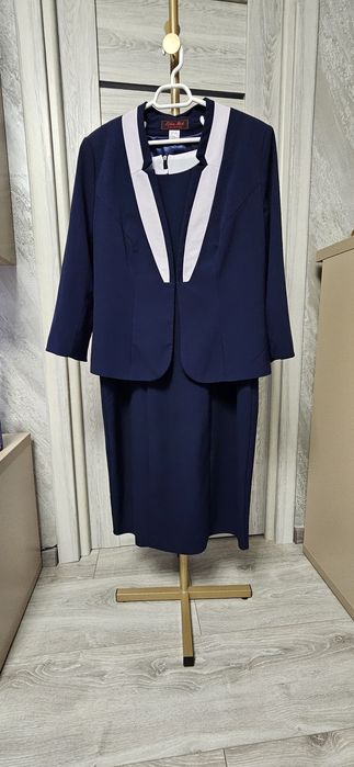 Set elegant format din rochie și  sacou