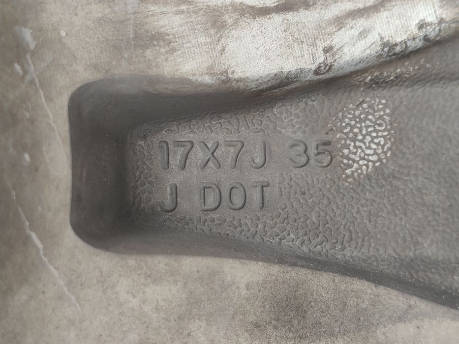 Диски с резиной Тойота оригинал