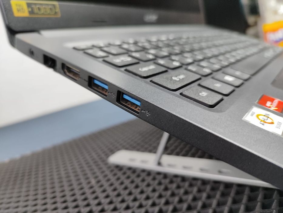 НОУТБУК ACER/DDR4/SSD m2/Athlon Silver/ATI Grafics