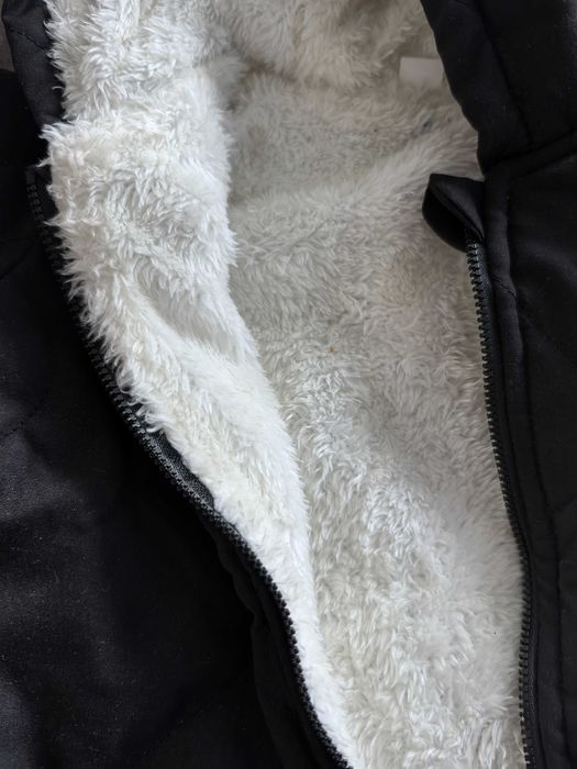 Продам 2 комбинезона