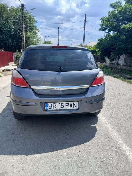 Vând schimb  Opel Astra H