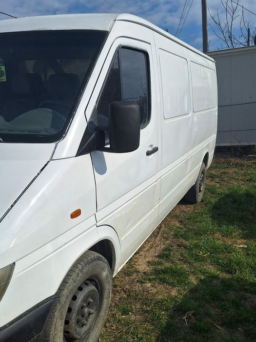 Vând Mercedes sprinter model 313