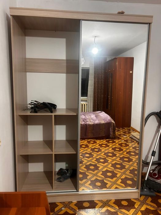 Шкаф-купе, состояние среднее