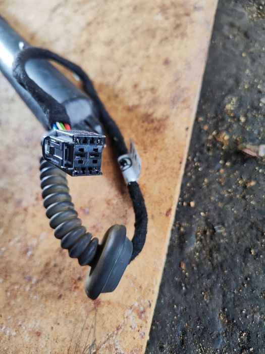 Електромотор за багажник Шкода Супърб 3