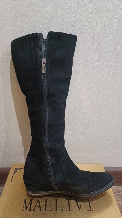 Женские зимние сапоги