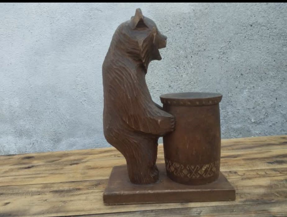 Стара ръчно изработена статуетка / дърворезба на мечка