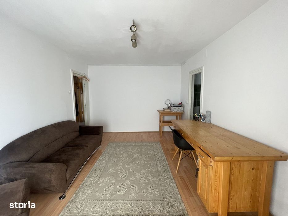 Apartament 2 camere de închiriat în Târgu Mureș, nedecomandat.