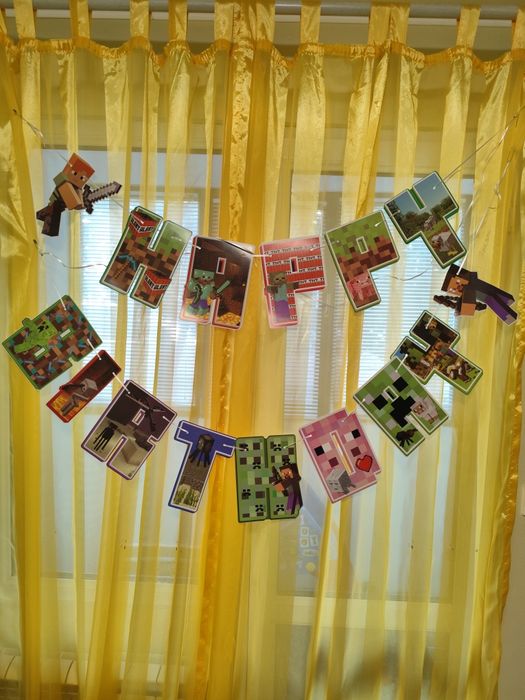 Картонена торта, Декорация за рожден ден Майнкрафт