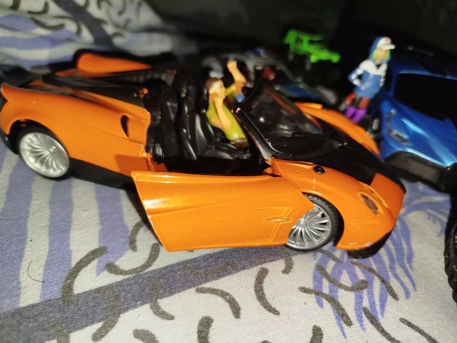 Vand jucariii mașini colecție