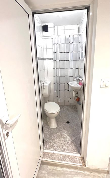 Дава се под наем Четиристаен апартамент в Варна, Чаталджа - 120 кв.м за 714 € - Снимка #6