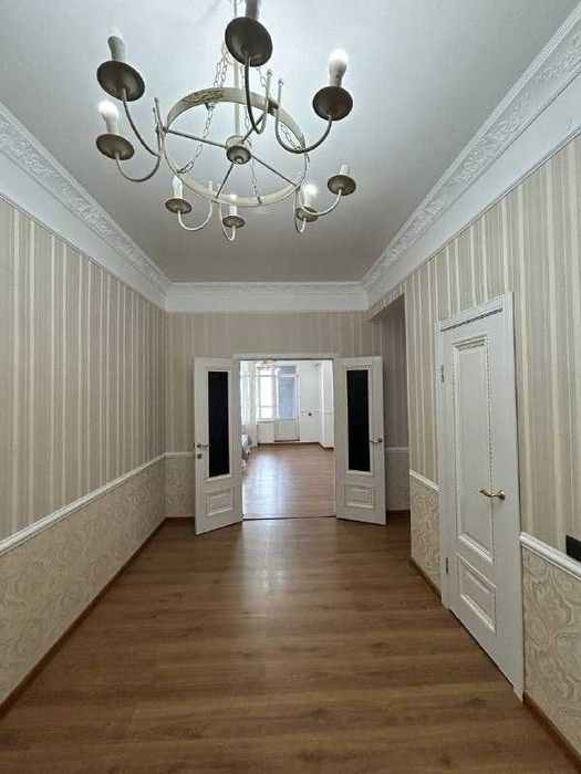 Продается 4-х комнатная в ЖК Арай