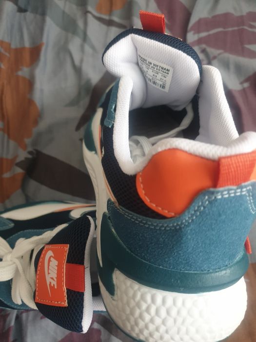 Нови  маратонки Nike