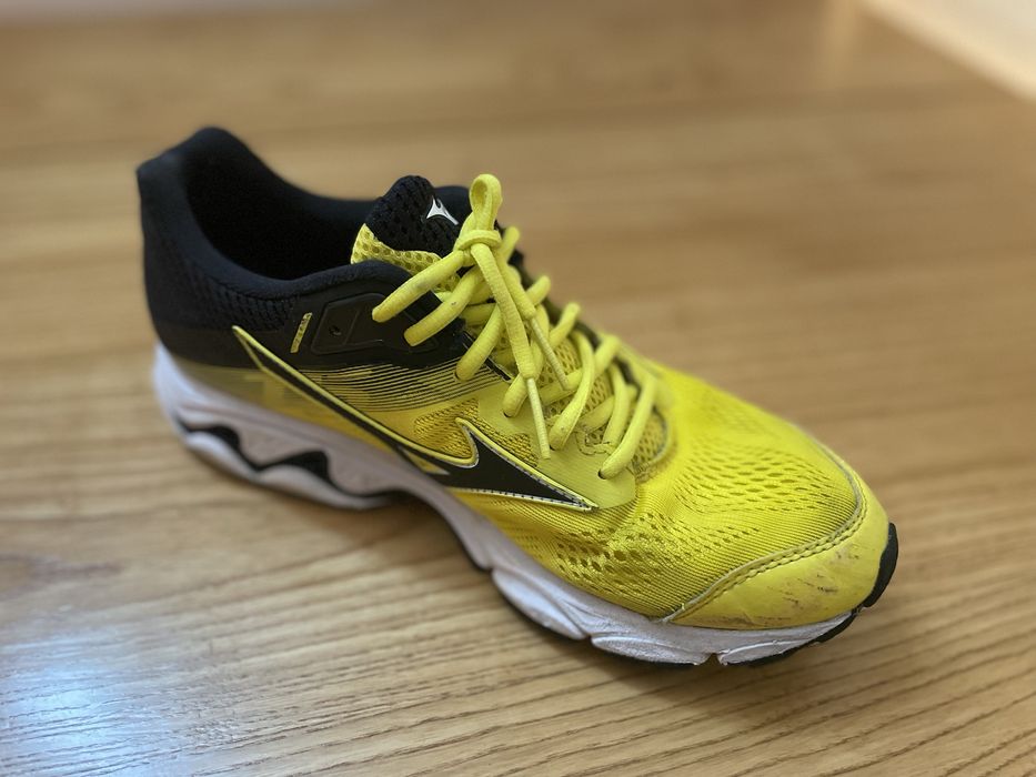Mizuno Wave marime 42