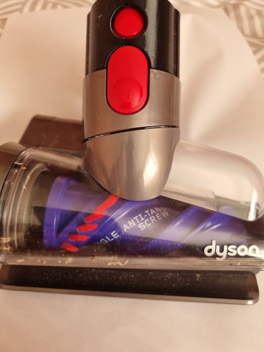 Suporți pentru aspirator Dayson v15