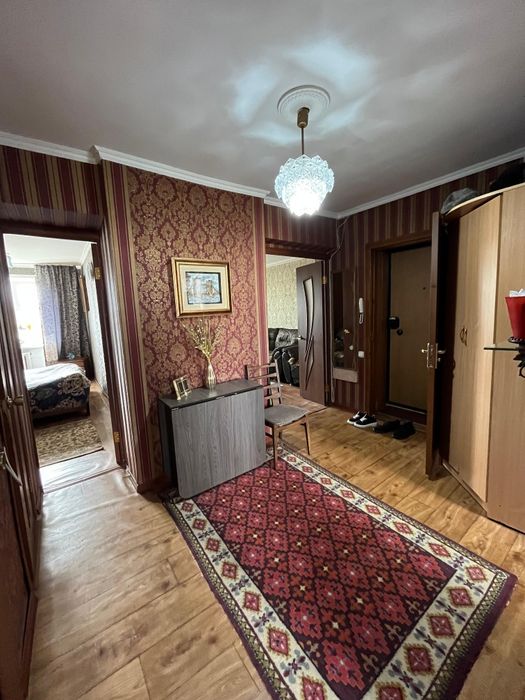 3 комнатная - 6 школа !