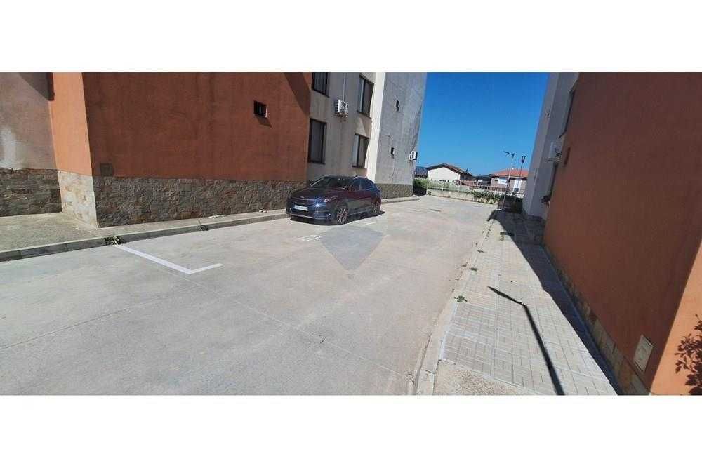 Продава се Гараж / Паркомясто в с. Марково, Област Пловдив - 10 кв.м за 750 €/кв.м - Снимка #7