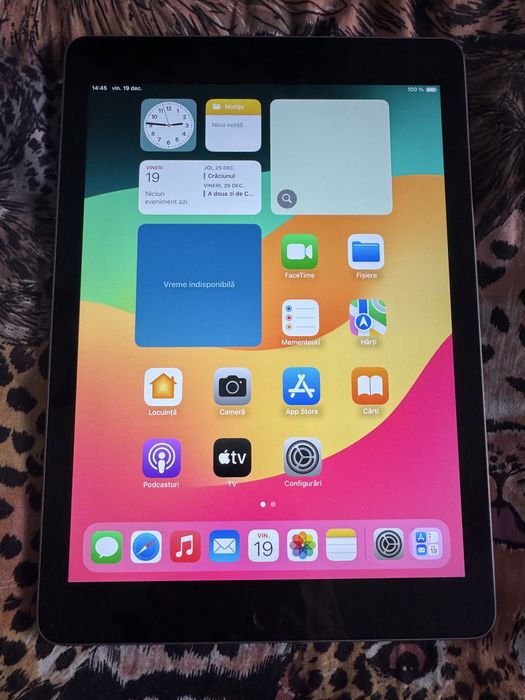 Apple iPad 6th Gen (A1893) 9.7" 128GB