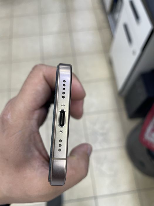 Iphone 16 pro xotiras 512