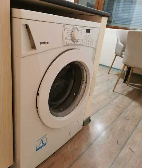 Дава се под наем Едностаен апартамент в Бургас, Славейков - 48 кв.м за 150 € - Снимка #4