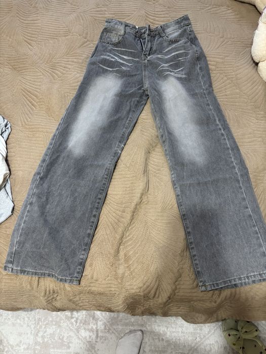 Продам новые джинсы