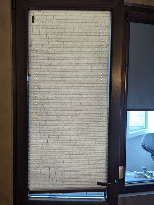 Запазена текстилна щора 120х120