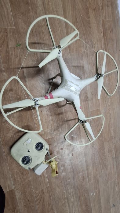 DJI Phantom 2 vision