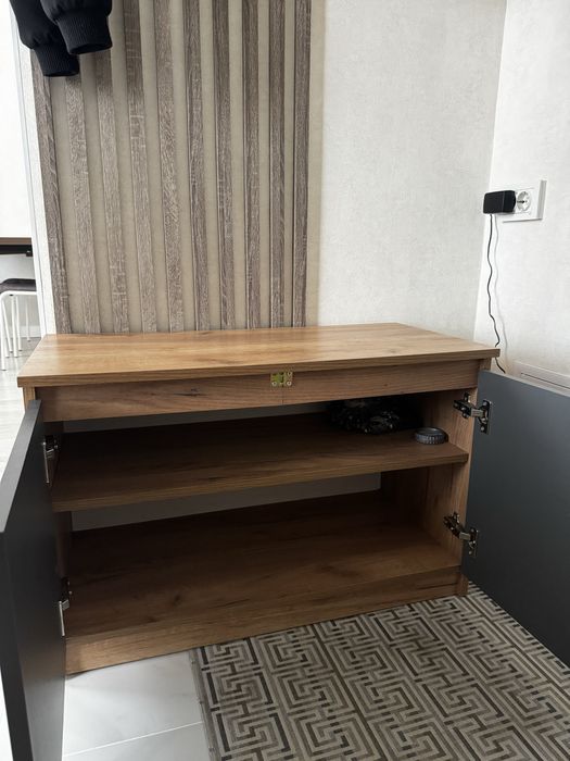 Продам обувную тумбочку