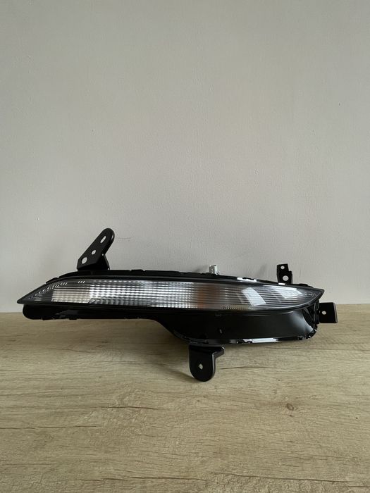 Semnalizare dreapta Renault Megane IV