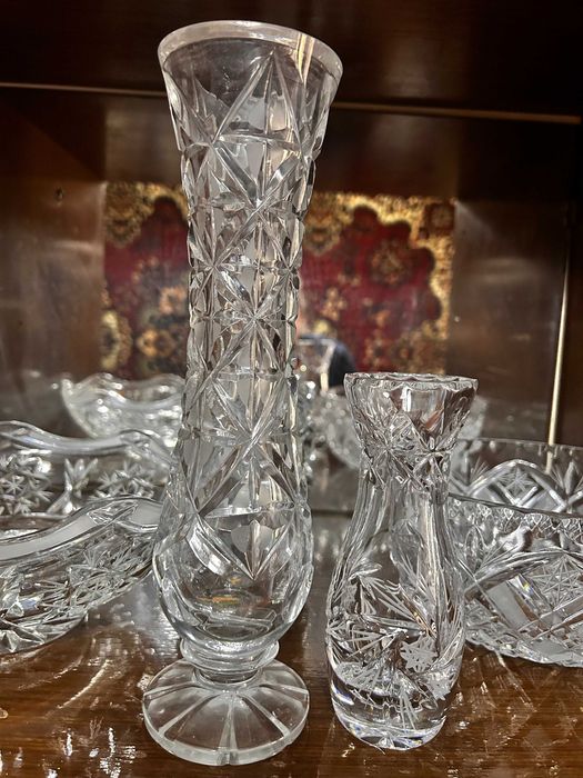 Продам хрустальные вазы и конфетницы