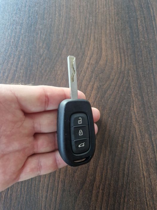 Ключ  Renault,  Mercedes