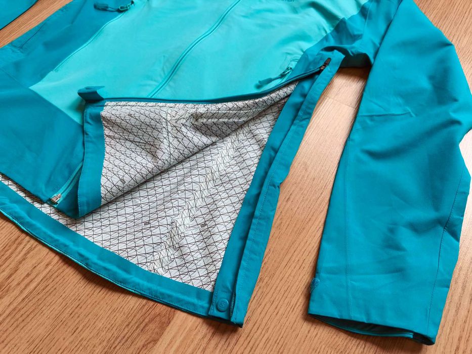 Salomon AdvancedSkin - Ново Яке с Мембрана за дъжд. Размер S. 270 гр