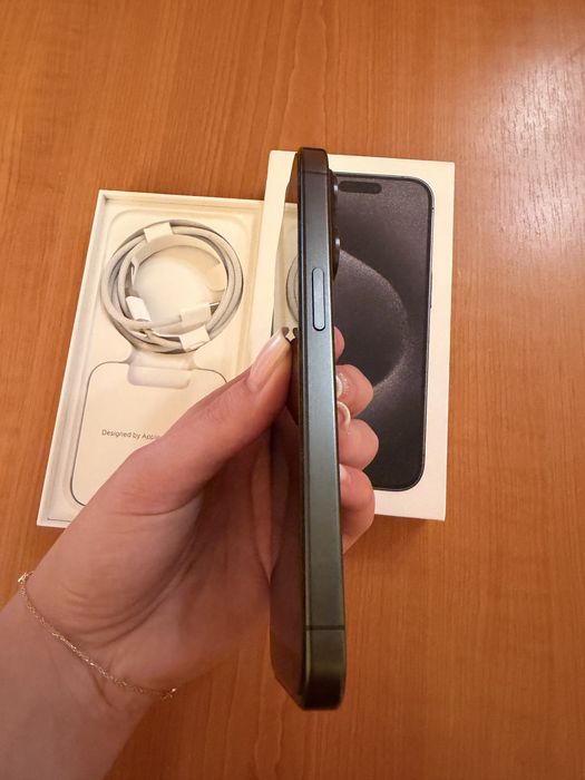 iPhone 15 Pro Black Titanium