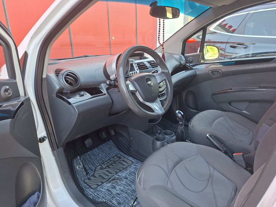 Спарк 2поз.сотилади