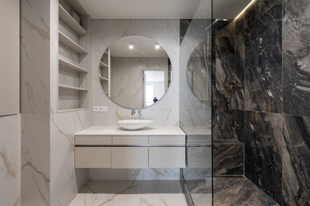 Дава се под наем Двустаен апартамент в София, Център - 65 кв.м за 484.5 € - Снимка #3