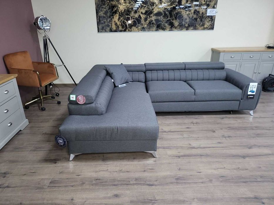 Сив ъглов диван от плат с функция сън и ракла
